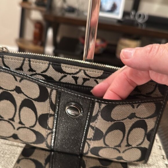 Coach Signature “C” Zipper Wristlet/Wallet (EUC) - Picture 2 of 15